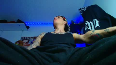 Snapshot of _kingshadows_ chatting on July 2, 3:23 am SHADOW online show from July 2, 3:23 am
