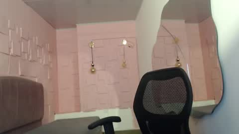 Jalina online show from October 19, 1:23 pm