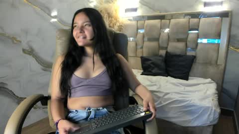 Jalina online show from April 8, 3:34 pm