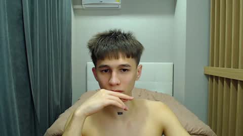 Snapshot of _kurt chatting on January 9, 7:50 pm Kurt online show from January 9, 7:50 pm