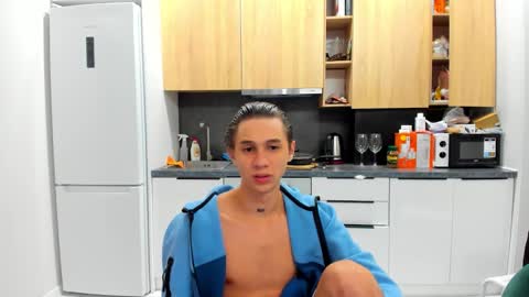 Snapshot of _kurt chatting on September 22, 4:31 pm Kurt online show from September 22, 4:31 pm