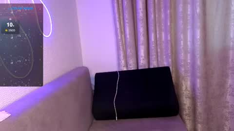 Snapshot of _kylle_ chatting on June 25, 6:56 pm _kylle_ online show from June 25, 6:56 pm