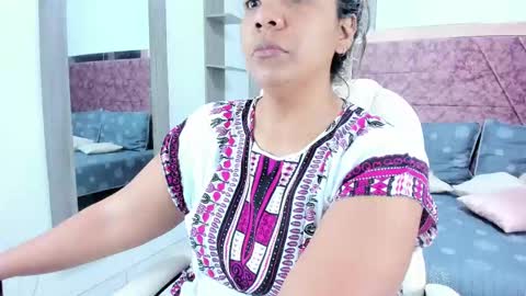 NAILHA SAJANI  online show from March 6, 11:47 am