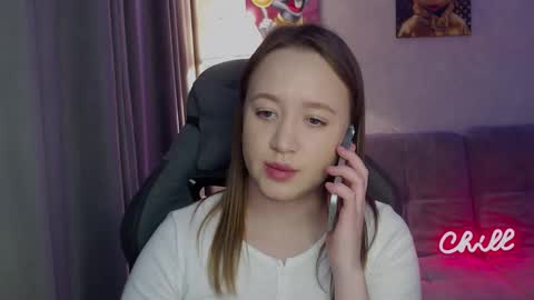 _lalune_ online show from November 1, 1:24 pm