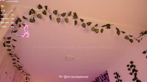 Laura online show from January 19, 11:53 pm