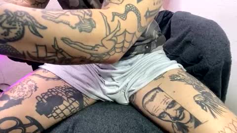 Layne online show from October 22, 2:50 pm