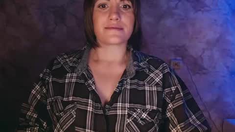 Snapshot of _letty_ chatting on December 6, 1:29 am Letty online show from December 6, 1:29 am