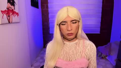  Lily Rose  online show from June 27, 4:56 pm