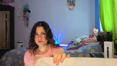 Lindasy online show from November 19, 2:39 pm