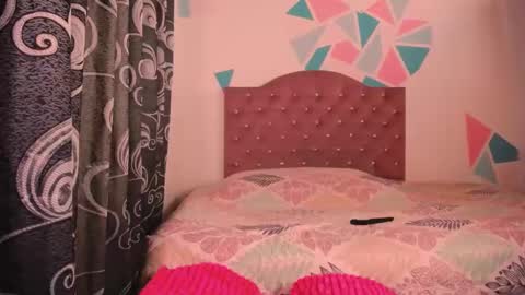   online show from November 8, 10:30 pm