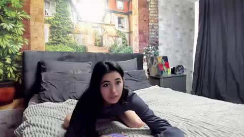 _litteangie_ online show from May 25, 1:33 am
