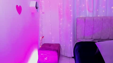 Ivy 3 online show from January 17, 7:05 pm