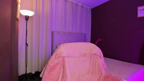 Ivy 3 online show from March 9, 7:40 pm