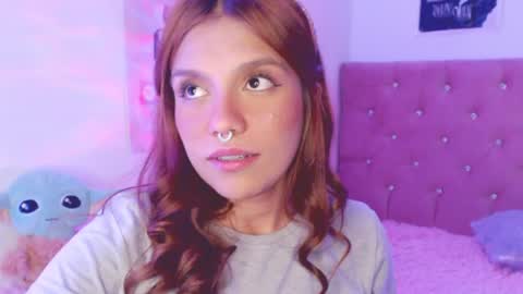 Snapshot of _lloou_ chatting on February 3, 3:53 am Sofia 3 online show from February 3, 3:53 am