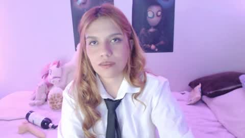 Snapshot of _lloou_ chatting on May 29, 11:14 pm Sofia 3 online show from May 29, 11:14 pm