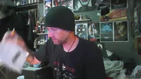 That guy online show from April 8, 4:18 pm