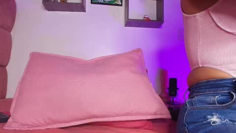 Lorrayne online show from February 11, 11:54 am