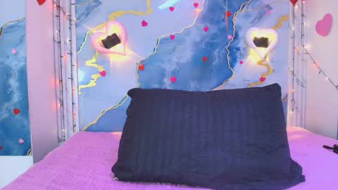 Lorrayne online show from February 19, 12:12 pm