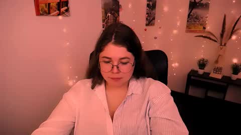 Snapshot of _lovely_mary chatting on September 12, 8:14 am Mary online show from September 12, 8:14 am