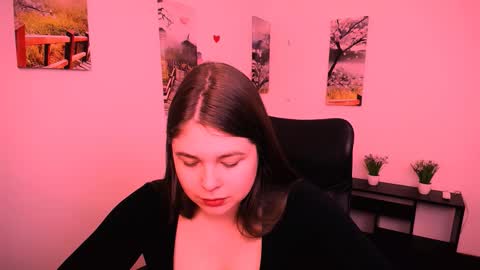 Snapshot of _lovely_mary chatting on September 25, 8:51 am Mary online show from September 25, 8:51 am