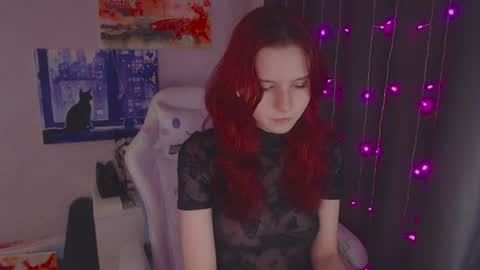 Snapshot of _lovelylu_ chatting on June 24, 6:29 pm Lu online show from June 24, 6:29 pm