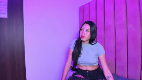 _luna_candy online show from February 19, 8:27 pm