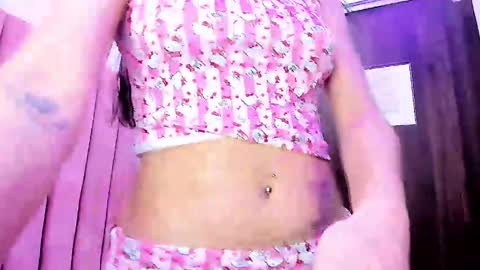 _luna_candy online show from April 18, 7:58 pm