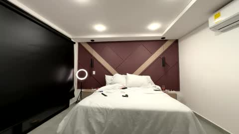 _lustyles_ online show from March 9, 4:05 am