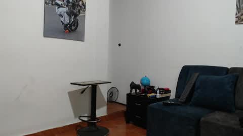 Snapshot of _luxury_23 chatting on May 20, 5:19 pm STIVEN online show from May 20, 5:19 pm