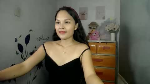 Snapshot of _m1ssj3n chatting on April 28, 7:24 am _m1ssj3n online show from April 28, 7:24 am