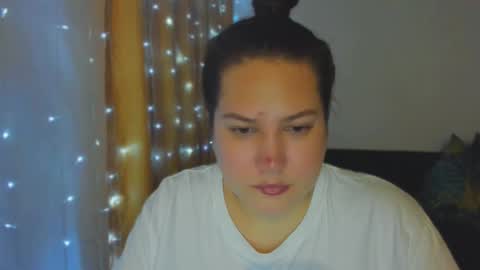 Snapshot of _madalexa_ chatting on October 7, 9:23 pm Alexa online show from October 7, 9:23 pm