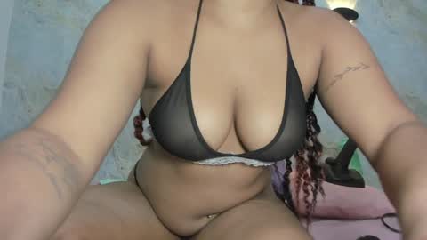 Snapshot of _maddy_miller chatting on January 11, 12:40 pm Maddy online show from January 11, 12:40 pm