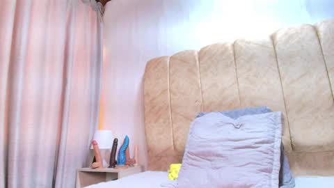 _marcela__ online show from March 11, 1:06 pm