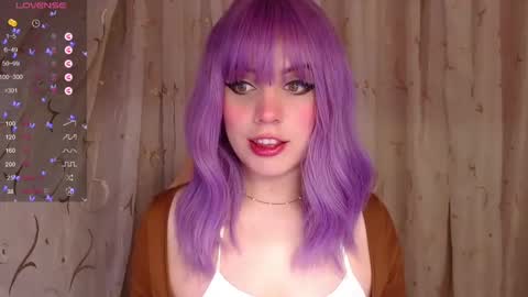 Snapshot of _marcelline_ chatting on December 3, 9:33 am Kira online show from December 3, 9:33 am