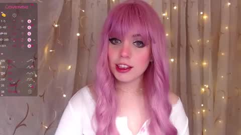 Snapshot of _marcelline_ chatting on December 20, 8:28 am Kira online show from December 20, 8:28 am