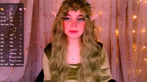 Snapshot of _marcelline_ chatting on September 24, 8:28 am Kira online show from September 24, 8:28 am