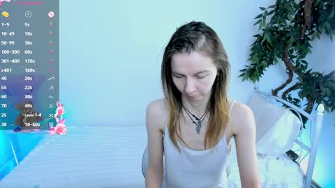 Snapshot of _mari_so chatting on April 22, 1:12 pm Scarlett online show from April 22, 1:12 pm