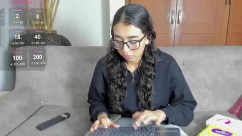 Snapshot of _maria_foxx_ chatting on September 10, 3:28 am Maria online show from September 10, 3:28 am