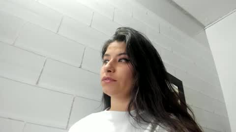 _mariana_1 online show from September 16, 8:21 pm