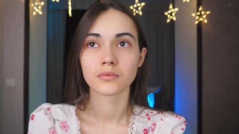  Gwen  online show from December 20, 9:28 pm