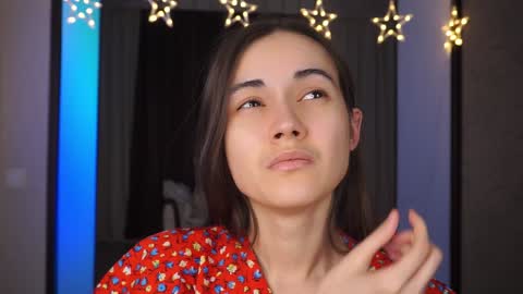  Gwen  online show from January 17, 10:45 pm