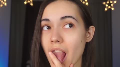  Gwen  online show from January 29, 7:32 pm