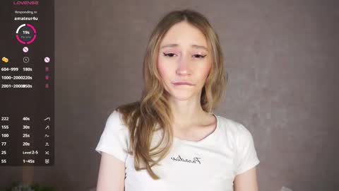  Gwen  online show from September 28, 3:45 am