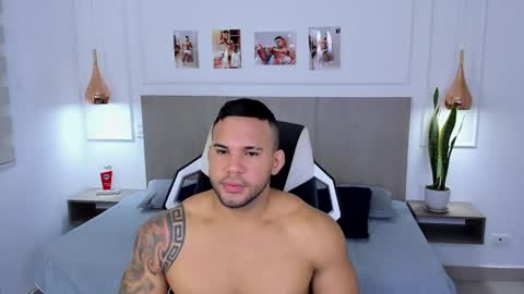 Snapshot of _matthew_santos_ chatting on July 12, 12:18 pm _matthew_santos_ online show from July 12, 12:18 pm