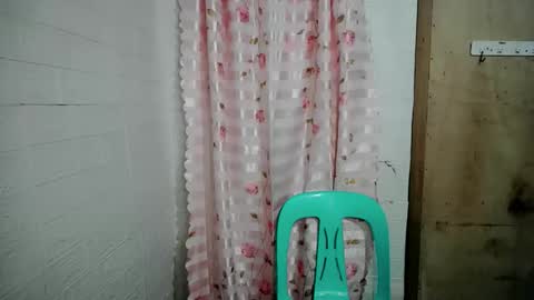 Snapshot of _maureen_ chatting on March 3, 5:13 am _maureen_ online show from March 3, 5:13 am