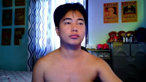 Snapshot of _maxurbate chatting on April 28, 1:26 am MAX Dont forget to follow online show from April 28, 1:26 am