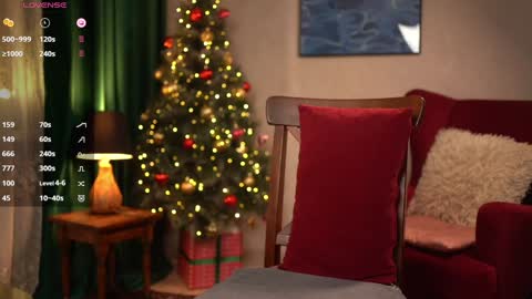 Snapshot of _maybelin_ chatting on December 23, 12:30 pm Lina online show from December 23, 12:30 pm