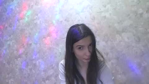 Snapshot of _me0w_me0w_ chatting on December 13, 9:30 pm me0w me0w online show from December 13, 9:30 pm