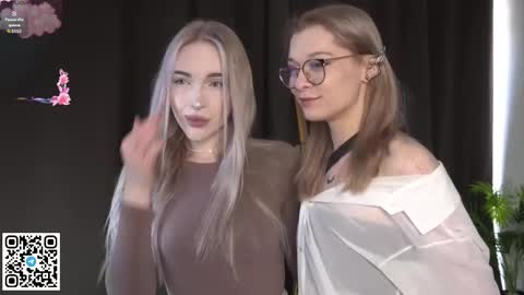 Elva and Kate  online show from September 13, 7:41 am