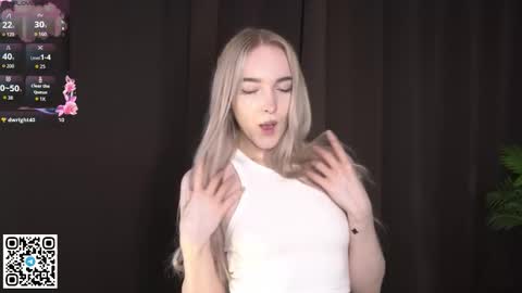 Elva and Kate  online show from September 22, 6:15 am